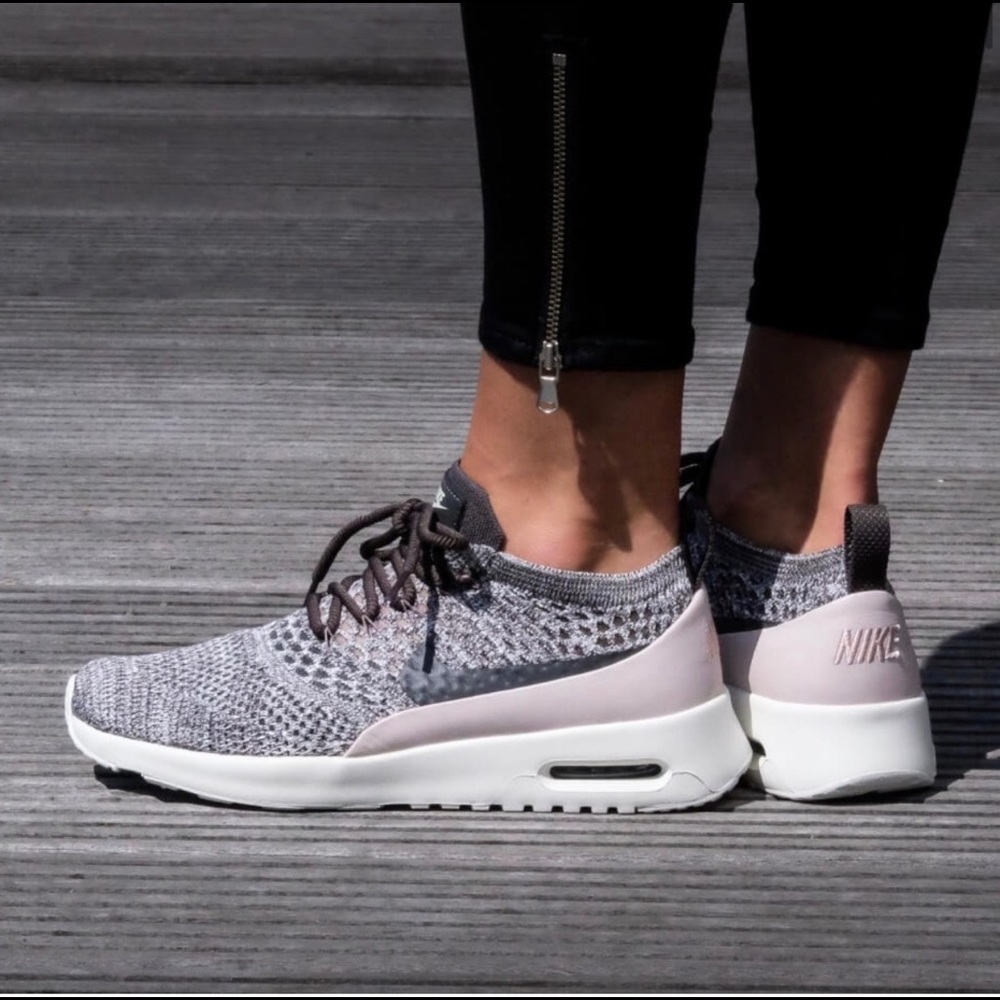 Nike Air Max Thea Flyknits
